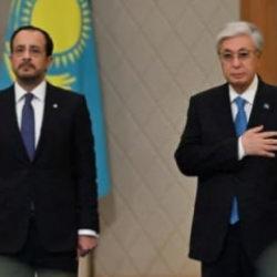 Kazak Cumhurbaşkanından Rum lidere &ouml;vg&uuml; dolu s&ouml;zler: Sizi takdir ediyorum