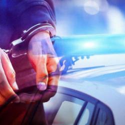 Kendilerini polis ve savcı olarak tanıtan 4 dolandırıcı yakalandı