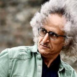 Kur'an ayetlerini m&uuml;zikleştirmişti! İranlı Mohsen Namjoo'nun konseri iptal edildi!