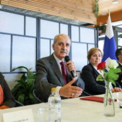 Meclis Başkanı Kurtulmuş, Finlandiya'da T&uuml;rk ve Tatar toplumu temsilcileriyle buluştu