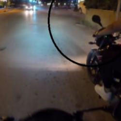 Otomobilin duvara &ccedil;akıldığı anlar kask kamerasında