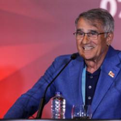 Şenol G&uuml;neş 'Yolu a&ccedil;ık' diyerek D&uuml;nya Kupası'nda gidilebilecek hedefi a&ccedil;ıkladı