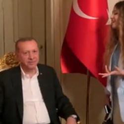 Şarkıcı Pınar S&uuml;er, Cumhurbaşkanı Erdoğan'a şarkı okuduğu anları paylaştı
