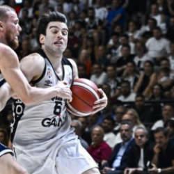 Yarı final serisinde 2. ma&ccedil; heyecanı! Beşiktaş-Bah&ccedil;eşehir Koleji