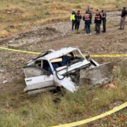 Yozgat'ta feci kaza: 2 &ccedil;ocuk &ouml;ld&uuml;, 3 kişi yaralandı!
