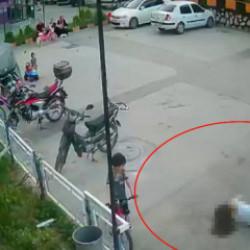 Adana'da mucizevi kurtuluş: 12'nci kattan d&uuml;şen &ccedil;ocuk hayata tutundu!