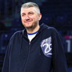 Anadolu Efes'in acı g&uuml;n&uuml;! Serhat G&uuml;neş hayatını kaybetti