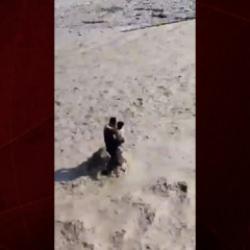 Azerbaycan'da kahramanlık destanı: Polis memuru k&uuml;&ccedil;&uuml;k &ccedil;ocuğu boğulmaktan kurtardı!