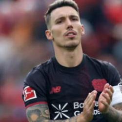 Aziz Yıldırım transferde d&uuml;ğmeye bastı! Fenerbah&ccedil;e'den Beşiktaş'ın istediği yıldıza kanca