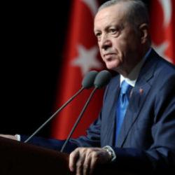 Başkan Erdoğan'dan Kerk&uuml;k Valisi Ağa'nın ailesine taziye telefonu