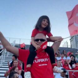 Bizim &Ccedil;ocuklar Arizona'daki ilk antrenmanını binlerce taraftarlar eşliğinde ger&ccedil;ekleştirdi