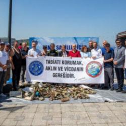 Bursa B&uuml;y&uuml;kşehir'den Gemlik'te deniz dibi temizliği
