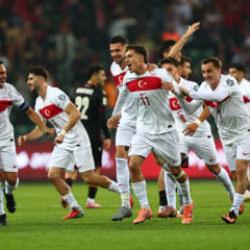 Bursalılar D&uuml;nya Kupası heyecanını dev ekranda yaşayacak