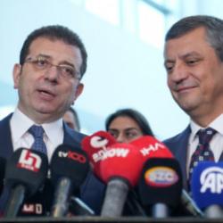 CHP'nin resmi hesabında dikkat &ccedil;eken değişim! &Ouml;zel ve İmamoğlu takipten &ccedil;ıkarıldı