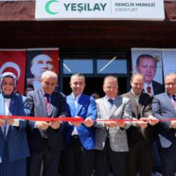 İkinci Yeşilay Gen&ccedil;lik Merkezi Esenyurt'ta a&ccedil;ıldı 
