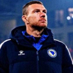 Edin Dzeko'dan Bosnalı &ccedil;ocuklara duygusal mektup!