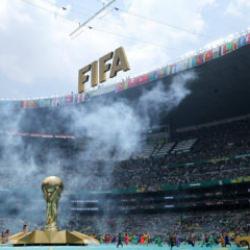 Futbol ş&ouml;leni başladı! D&uuml;nya Kupası a&ccedil;ılışında g&ouml;rkemli t&ouml;ren