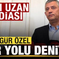 G&uuml;ndem olan iddia! &Ouml;zg&uuml;r &Ouml;zel her yolu deniyor! Bu kez de Cem Uzan'ın kapısını &ccedil;aldı