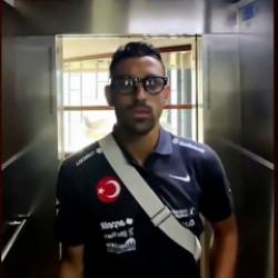 İrfan Can Kahveci'nin g&ouml;z&uuml;nden A Mill&icirc; Takım: Neşeli anlar sosyal medyada g&uuml;ndem oldu