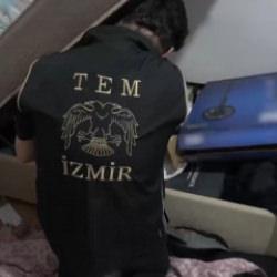 İzmir merkezli 12 ilde FET&Ouml;&rsquo;ye b&uuml;y&uuml;k darbe