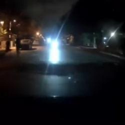 Maltepe'de ters y&ouml;nden gelen dehşet kamerada: Motokurye ağır yaralı