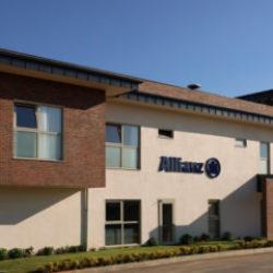 Allianz&rsquo;ın desteğiyle Koruncukk&ouml;y Bolluca&rsquo;da inşa edilen kız &ouml;ğrenci yurdu kapılarını a&ccedil;tı