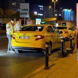 &Uuml;cret kavgasında taksiciyi tek yumrukla &ouml;ld&uuml;rd&uuml;