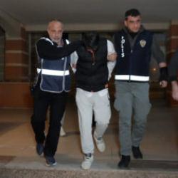 8 aylık hamile eşini &ouml;ld&uuml;r&uuml;p cesetle 10 g&uuml;n yaşamıştı! Katilin cezası belli oldu 
