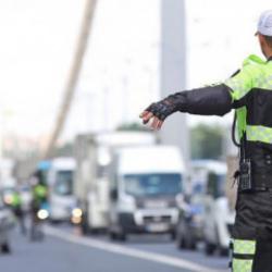 Yaptıkları hata ara&ccedil;larını trafikten men ettirdi 