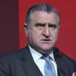 Bakan Bak'tan Fenerbah&ccedil;e'ye tebrik