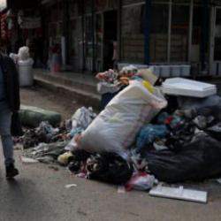 Bankamatik&ccedil;iler yaşasın diye sokaklar &ccedil;&ouml;p i&ccedil;inde: CHP'li belediye can &ccedil;ekişiyor