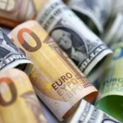 Bu para &ccedil;ok değerlendi: Ne dolar, ne Euro! Dev banka duyurdu