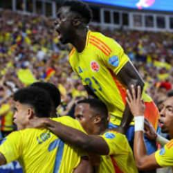 D&uuml;nya Kupası'nda grup yarışı kızışıyor! G&ouml;zler Shomurodov ve Davinson Sanchez'de
