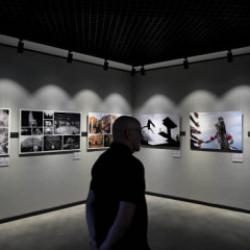 D&uuml;nyanın en &ccedil;arpıcı kareleri Ankara'da! İstanbul Photo Awards sergisi a&ccedil;ıldı