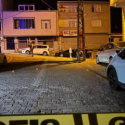 Esenyurt'ta iki grup arasında silahlı &ccedil;atışma