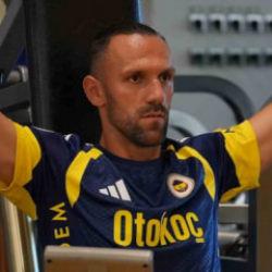 Fenerbah&ccedil;e'de tatil bitiyor! İşte kamp programı