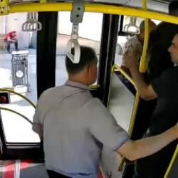  Malatya'da epilepsi n&ouml;beti ge&ccedil;iren yolcuyu otob&uuml;s şof&ouml;r&uuml; kurtardı