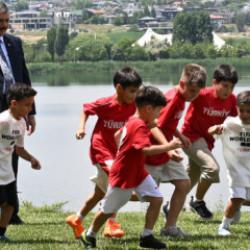 İ&ccedil;işleri Bakanlığı'ndan Milli Takım'a destek klibi!