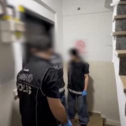 İstanbul'da uyuşturucu operasyonu: 4 ş&uuml;pheli yakalandı