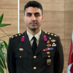 T&ouml;rende kılı&ccedil; &ccedil;atmışlardı: TSK'dan ihra&ccedil; edilen komutan g&ouml;reve iade edildi