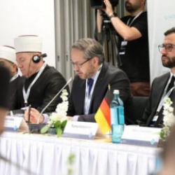K&ouml;ln'deki uluslararası konferans, 17 &uuml;lkenin M&uuml;sl&uuml;man temsilcilerini bir araya getirdi
