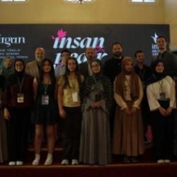 Liseler arası "İnsan Nedir Bildin Mi Sen?" yarışmasının &ouml;d&uuml;lleri sahiplerini buldu