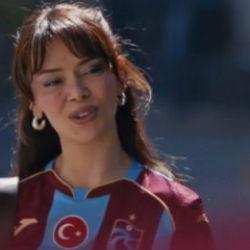 Napoli'de ses getiren forma tanıtımı! Fenerbah&ccedil;e'ye şampiyonluk g&ouml;ndermesi