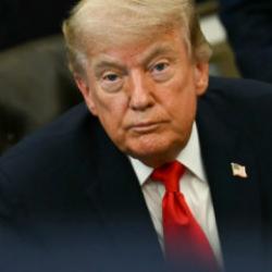 Son dakika... Trump "ikinci aşamaya ge&ccedil;iyoruz" diyerek duyurdu