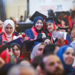 T&uuml;rkiye'den d&uuml;nyaya uzanan g&ouml;n&uuml;l k&ouml;pr&uuml;s&uuml;! 110 &uuml;lkeden &ouml;ğrenci mezun oldu
