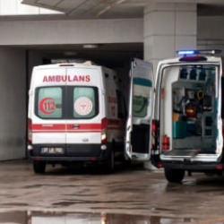Parkta bı&ccedil;aklanan lise &ouml;ğrencisi ağır yaralandı