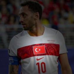 A Milli Takım kaptanı Hakan &Ccedil;alhanoğlu sessizliğini bozdu! 