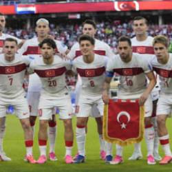 A Milli Takım prestij m&uuml;cadelesinde! T&uuml;rkiye-ABD muhtemel 11'ler