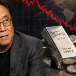 Altın ve g&uuml;m&uuml;ş kurdundan &ccedil;arpıcı tahmin: Robert Kiyosaki bakın neyi bekliyor!