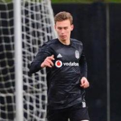 Beşiktaş'ın eski futbolcusu 3. Lig ekibine transfer oldu